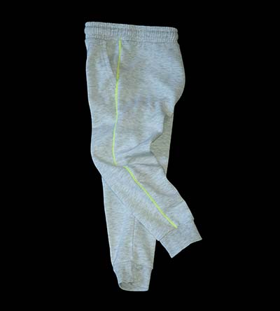 Fešáček * dětský second hand * Kvalitní módní tepláky pro chlapce